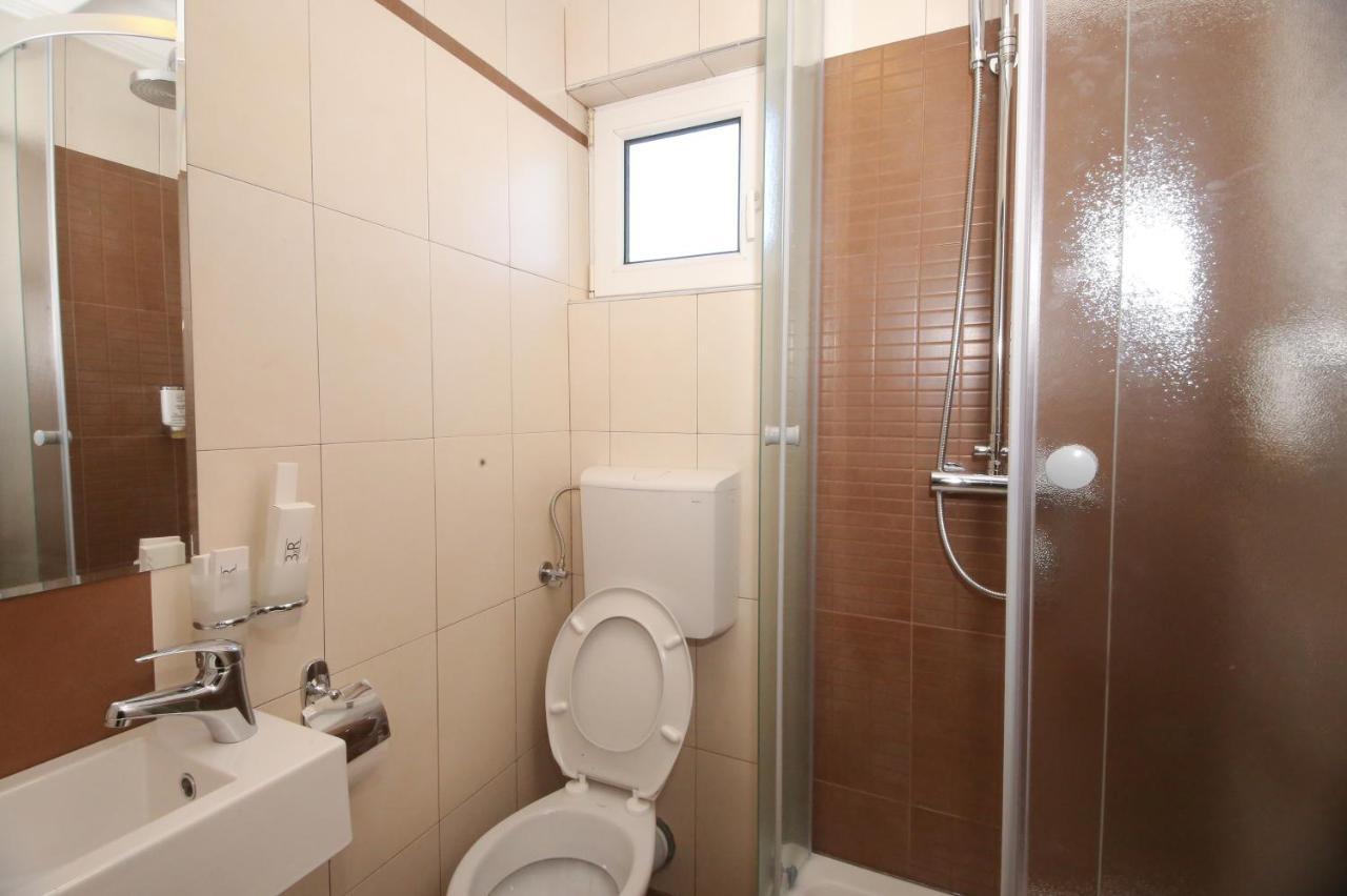 Bajadera Lux Ξενοδοχείο Βελιγράδι Εξωτερικό φωτογραφία